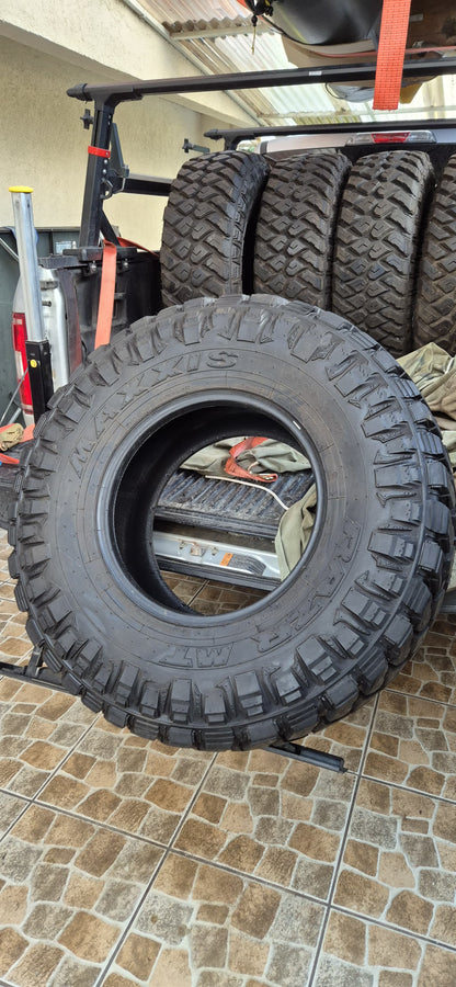 5 NEUMÁTICOS MAXXIS RAZR MT -- USADOS SEMI NUEVOS