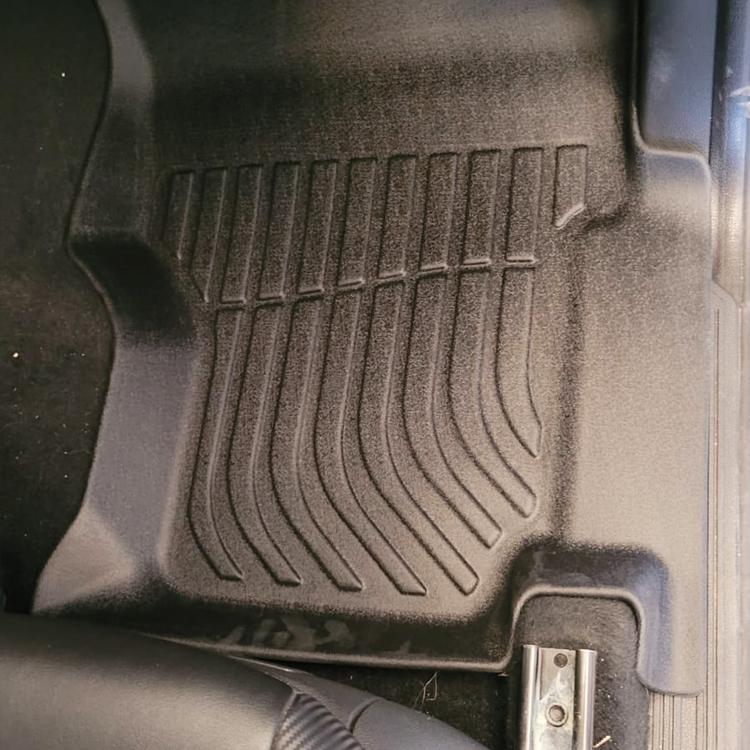 pisos awka 3d (delanteros y traseros) (sin posa vaso) - volkswagen amarok 2010-2016+ - RunaX