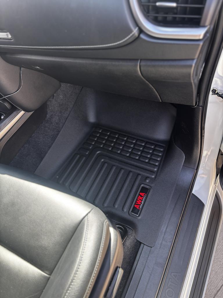 pisos awka 3d (delanteros, 2da y 3ra corrida) - toyota fortuner (sw4) 2016+ - RunaX