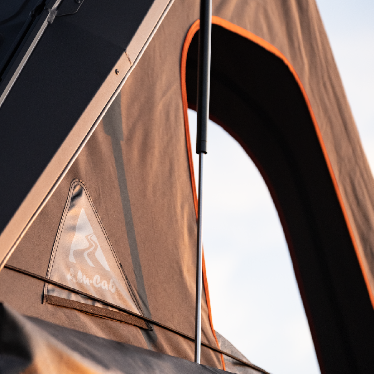 Carpa de techo Alu-Cab Gen 3-R — imagen 8
